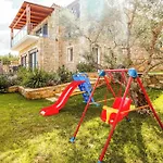 فيلة Elea With Private Pool *